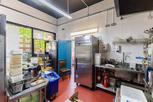 72 Clapham Park Road, Clapham, London, SW4