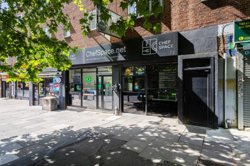 72 Clapham Park Road, Clapham, London, SW4