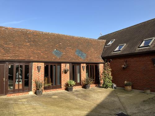 Units 4 & 5 Dunmore Court, Wootton Road, Abingdon-on-Thames, OX13
