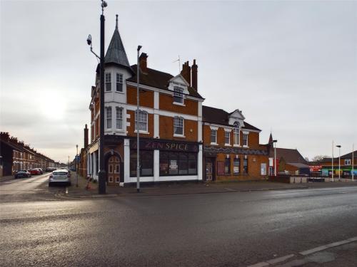 56 /58 Stamford Road, Kettering, NN16