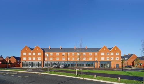 Unit 5, Radstone Fields Local Centre, Poppyfields Way, Brackley, NN13