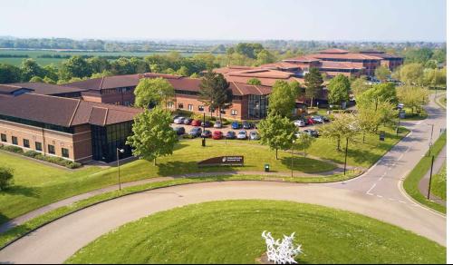 3.8 Building 3, Caldecotte Lake Business Park, Milton Keynes, MK7