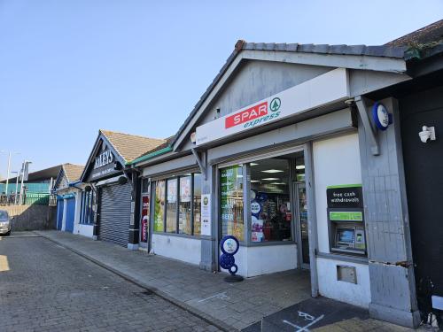 1-3 Quarella Road, 1-3 Quarella Road, Bridgend, CF31