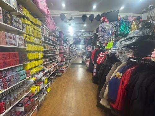 232 Camden High Street, Camden Lock, London, NW1