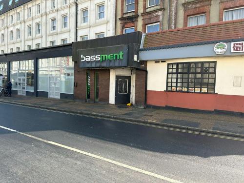 113-115 Seaside Road, Eastbourne, BN21