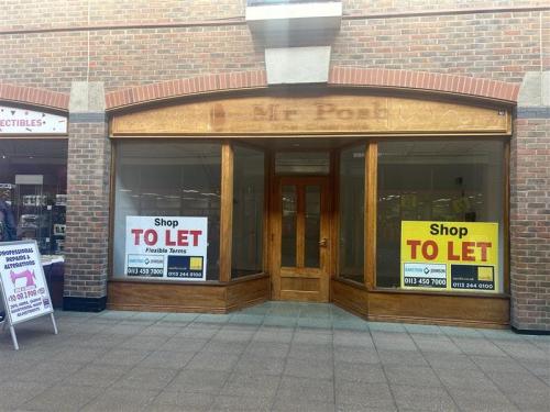 Unit 10, Carlton Lanes Shopping Centre, Castleford, WF10