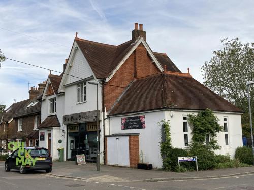 Ifield House, Ifield Green, Crawley, RH11