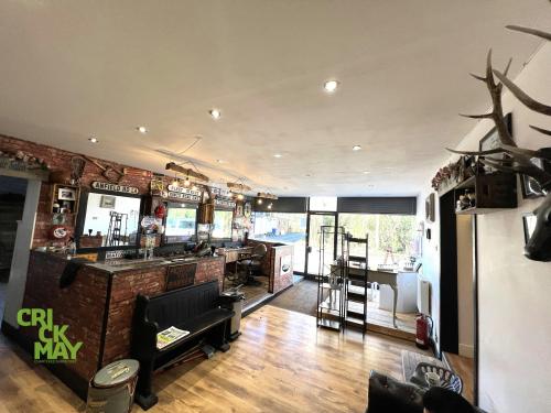 Ifield House, Ifield Green, Crawley, RH11