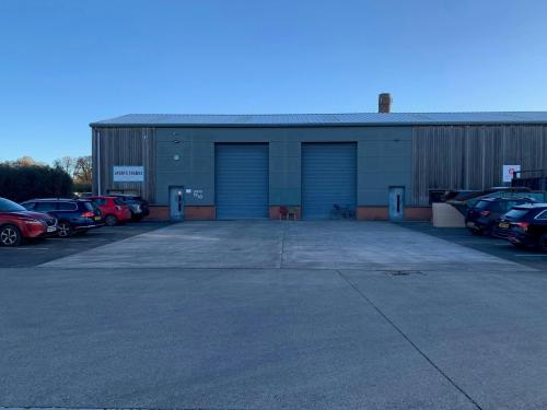 Units 17 & 18, Shires Bridge Business Park, Easingwold, York, YO61