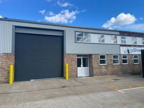 8, Deacon Trading Centre, Knight Road, Rochester, ME2