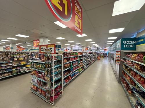 Totton Shopping Centre, 39 Commercial Road, Totton, SO40