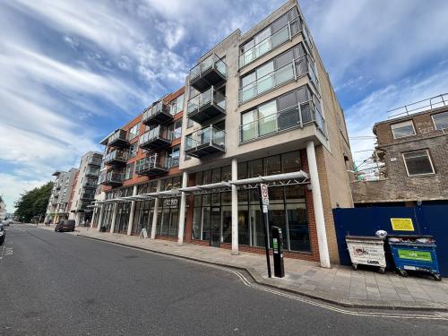 Unit 1 Kimber House, 116 High Street, Southampton, SO14
