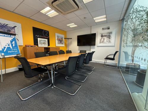 Unit 1 Kimber House, 116 High Street, Southampton, SO14