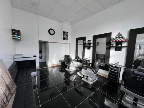 1 Bridge Street, Fordingbridge, SP6