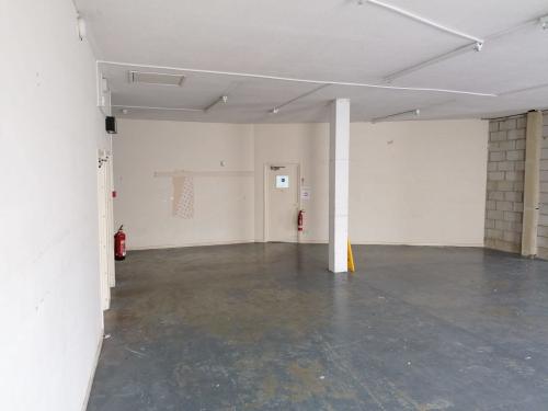 36 High Street, Newport, PO30