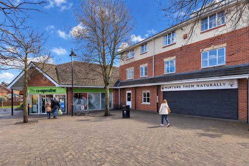 Unit 2, Dartmouth Court, Priddy's Hard, Gosport, PO12