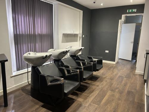 7 Mutley Plain, Plymouth, PL4