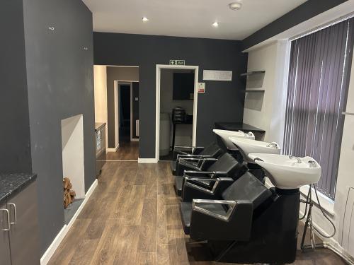 7 Mutley Plain, Plymouth, PL4