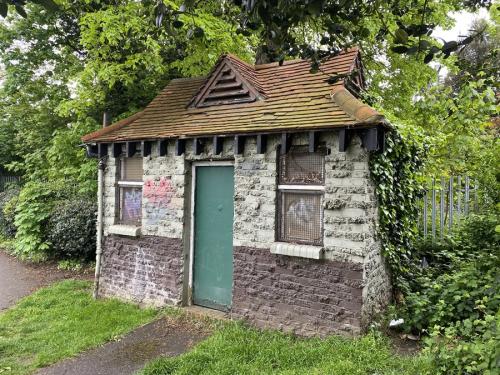 Former WC, Victoria Park Recreation Ground, Balaclava Road, Surbiton, KT1