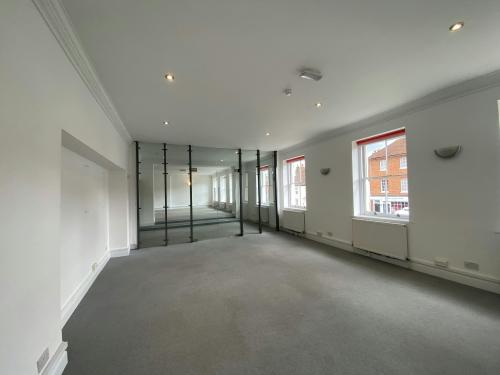 Suite 1, High Street, Odiham, Fountains Mall, RG29