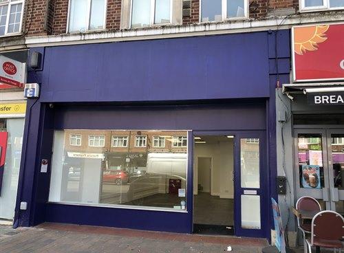 62 The Broadway, Tolworth, KT6