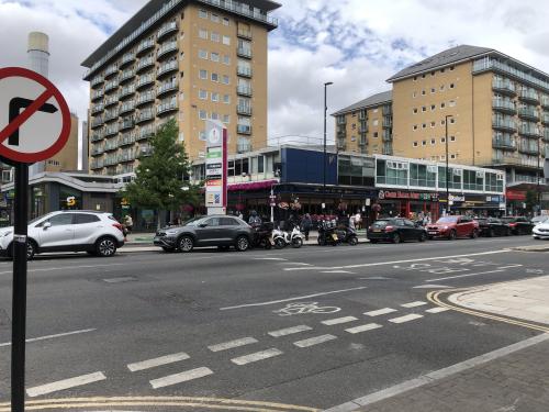 Unit 2, 14 Victoria Road, Feltham, TW13