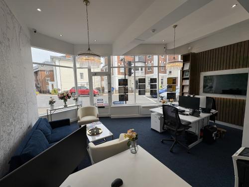 29 City Road, Winchester, SO23