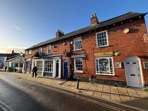 8 Latimer Street, Romsey, SO51