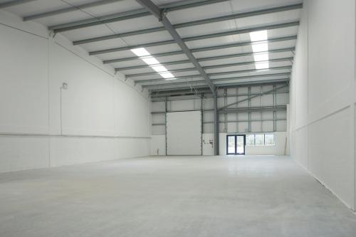 Units 4 & 5, Reading Trade Centre, 23 Rose Kiln Lane, Reading, RG2