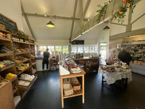 The Bakery, Long Crendon Manor, Thame Road, Long Crendon, HP18