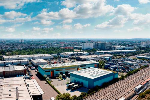 Great Western Industrial Estate, Dean Way, Signal Southall, Southall, UB2