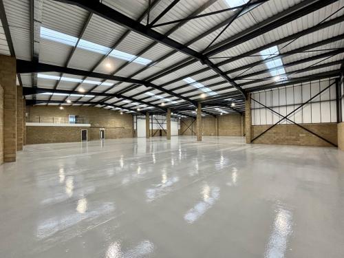 Unit 14, Windmill Trading Estate, Thistle Road, Luton, LU1
