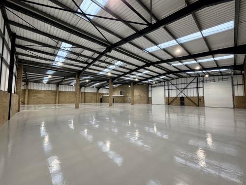 Unit 14, Windmill Trading Estate, Thistle Road, Luton, LU1