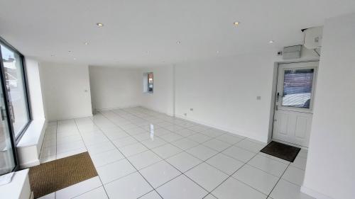 1, Alma Link, Billericay, CM12