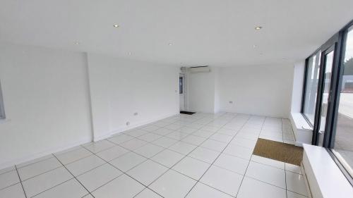 1, Alma Link, Billericay, CM12