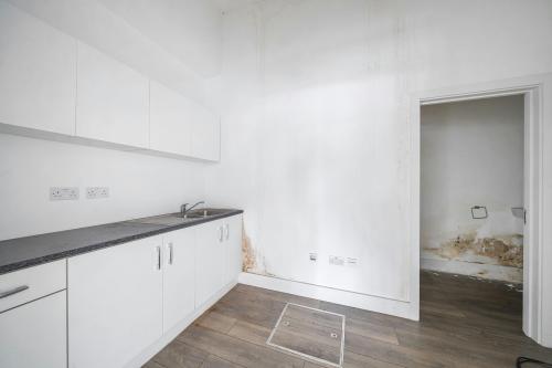 5 Kings Parade, Okehampton Road, Kensal Rise, London, NW10