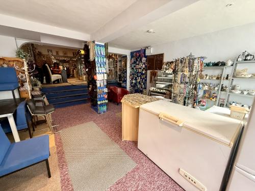 59a Exeter Street, Plymouth, PL4