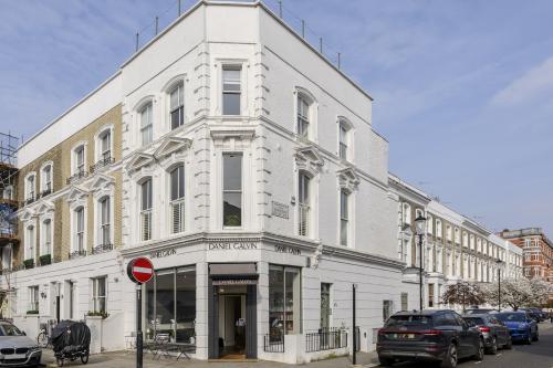 67 Abingdon Road, Kensington, London, W8