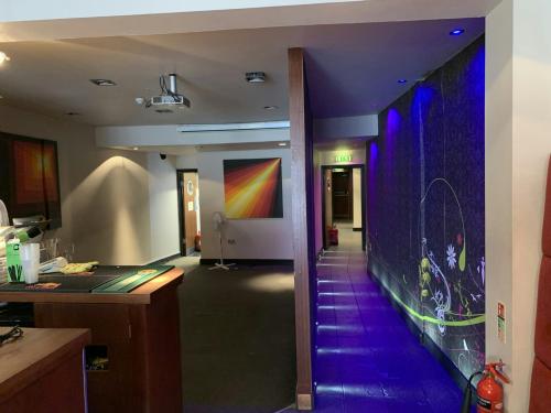 143 The Parade, Watford, WD17