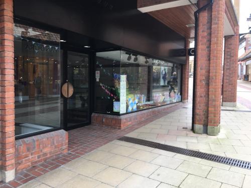 Unit 8, Quedam Shopping Centre, Vicarage Walk, Yeovil, BA20