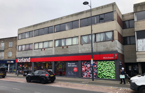 12/16 Upper Green West, Mitcham, CR4