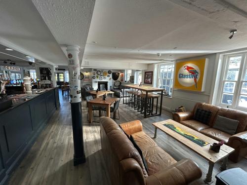 The Stag, Canterbury Road, Challock, Ashford, TN25