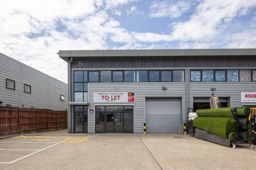 Unit 5, Commerce Trade Park, 4 Commerce Way, Croydon, CR0