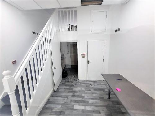 Unit 9 Al-Ghani Trade Centre, 210 Ilford Lane, Ilford, IG1