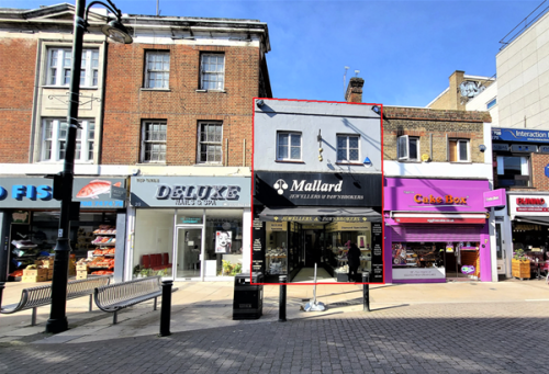 18 South Street, Romford, RM1