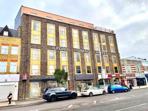 142 Cranbrook Road, Ilford, IG1