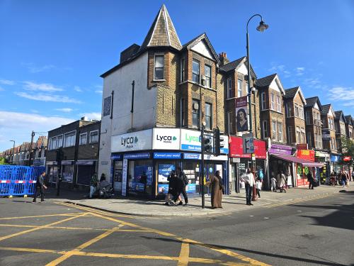 180 High Street North, East Ham, London, E6
