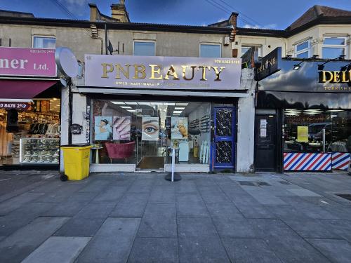 129 Ilford Lane, Ilford, IG1