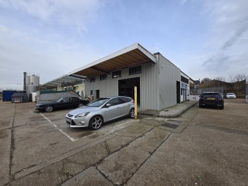 3 Lyon Road, Romford, RM1