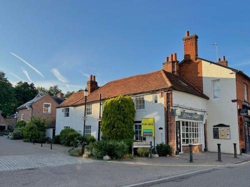 29 & 29A High Street, Welwyn, AL6